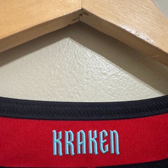 Men's Adidas NHL Seattle Kraken Home Hockey Jersey Authentic GT5622 Size $180 - Picture 5 of 11